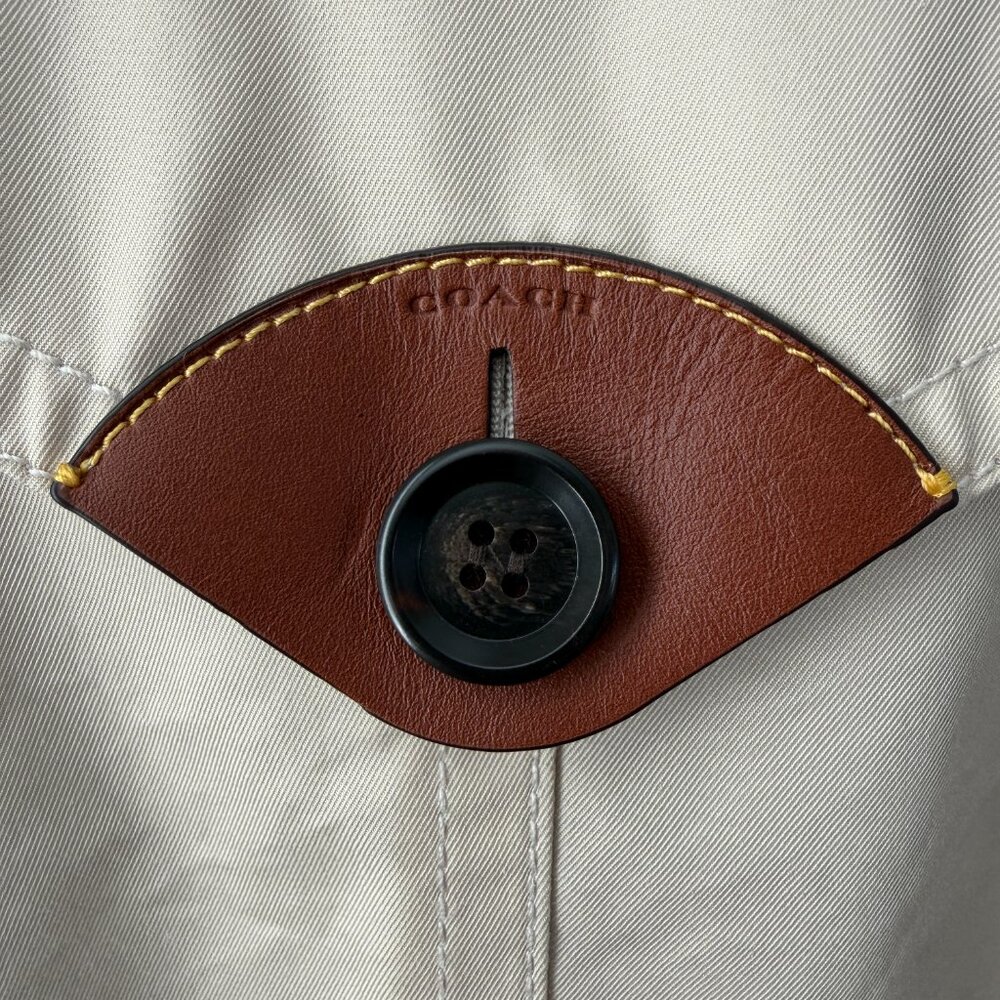COACH Short Double Breasted Beige Belted Trench Coat Jacket Large - Picture 12 of 16